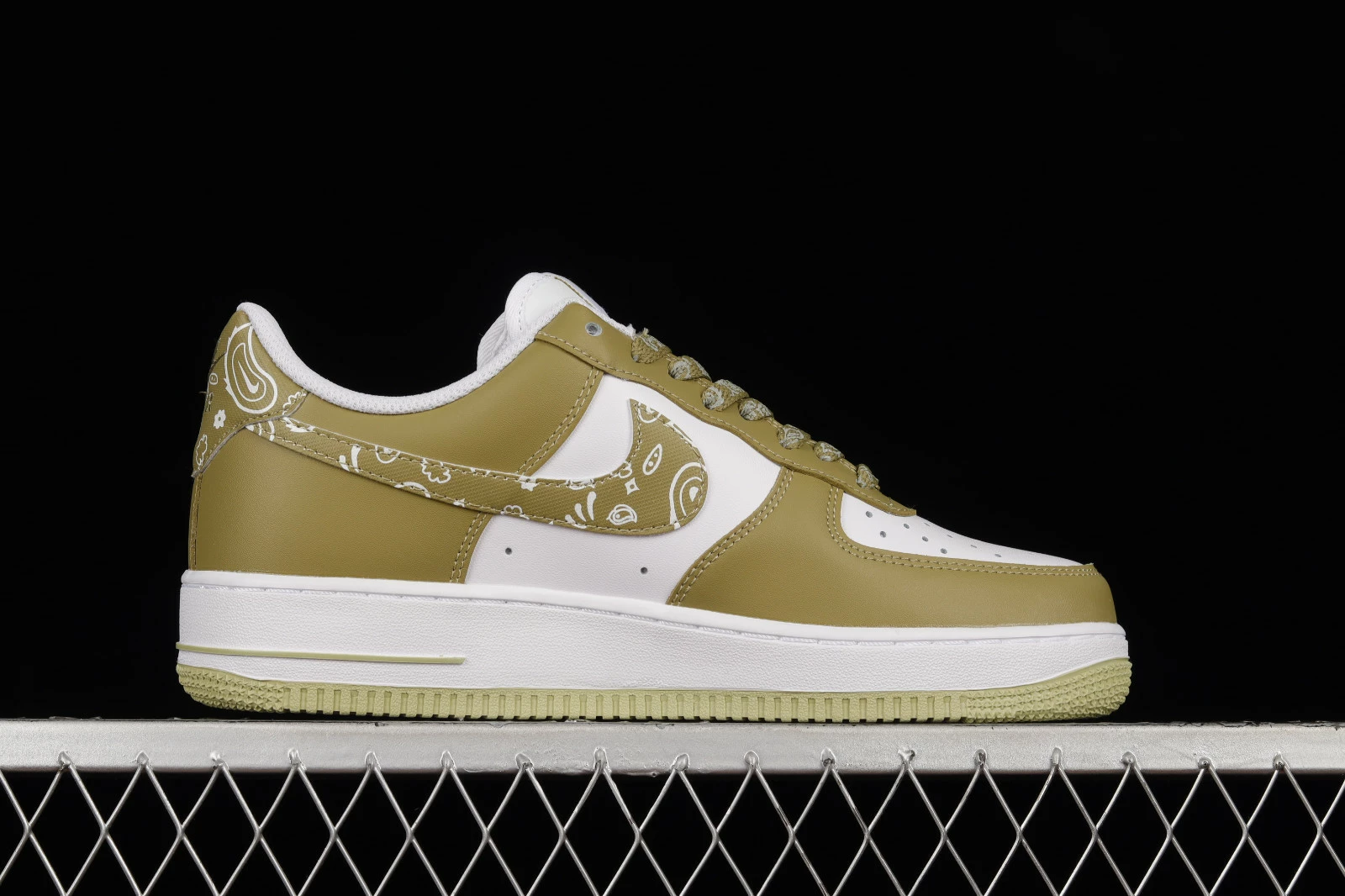 Nike Air Force 1 07 Low Paisley Avocado Green White XM6386-556