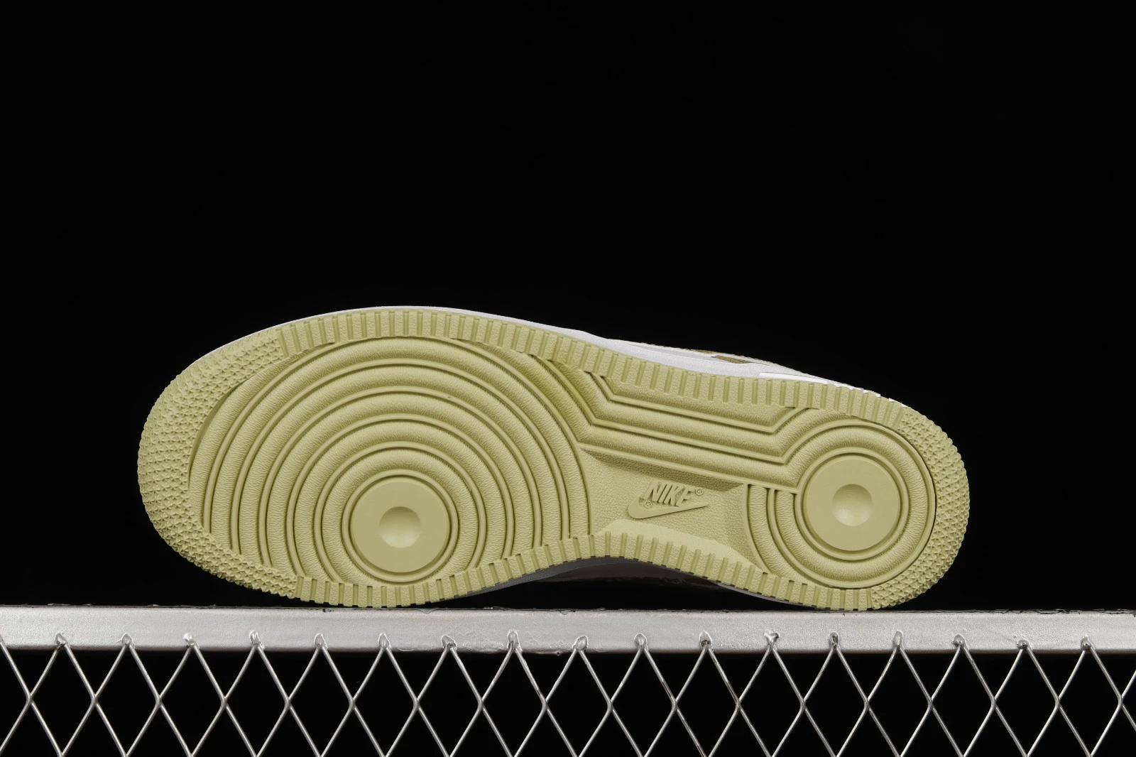 Nike Air Force 1 07 Low Paisley Avocado Green White XM6386-556 - Image 4