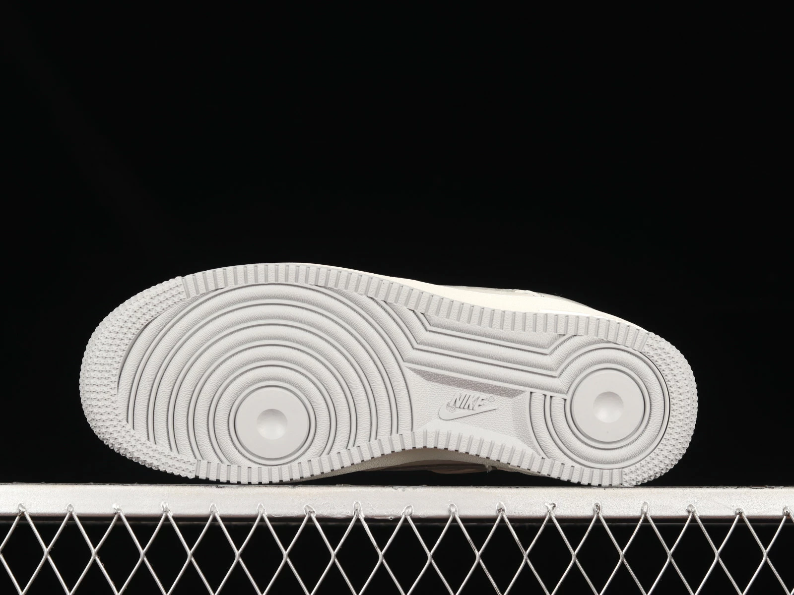 Nike Air Force 1 07 Low Su19 Grey White UN6695-288 - Image 4