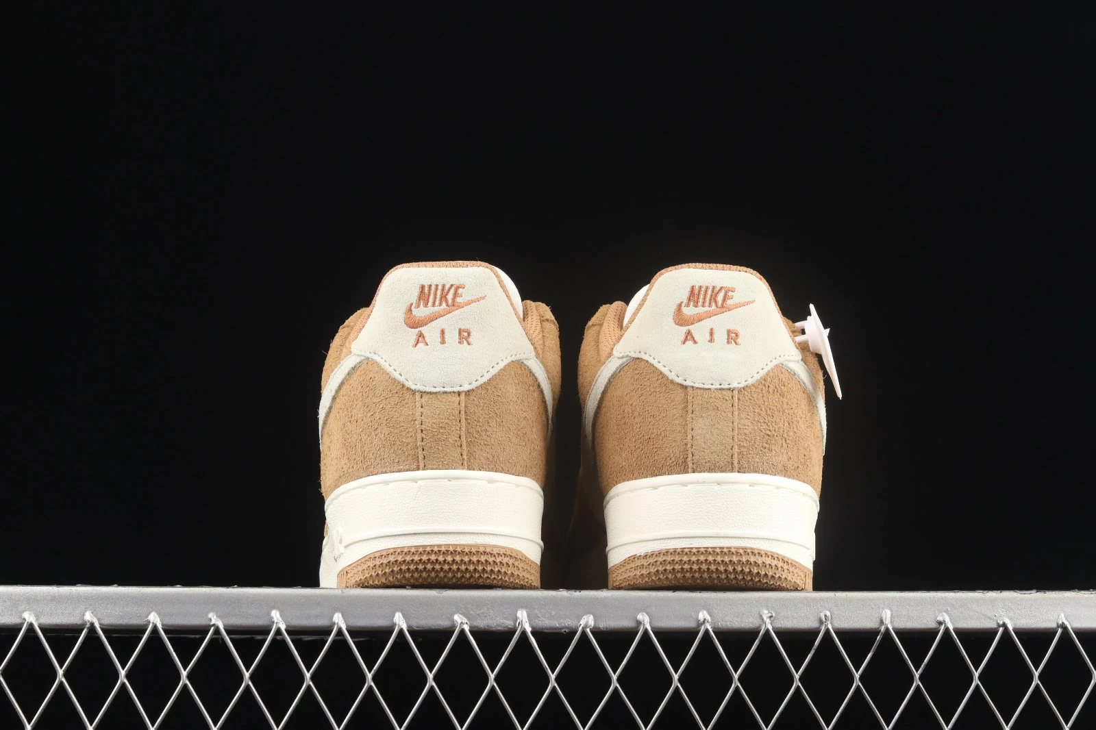 Nike Air Force 1 07 Low White Brown Wheat Shoes BQ8988-104 - Image 3
