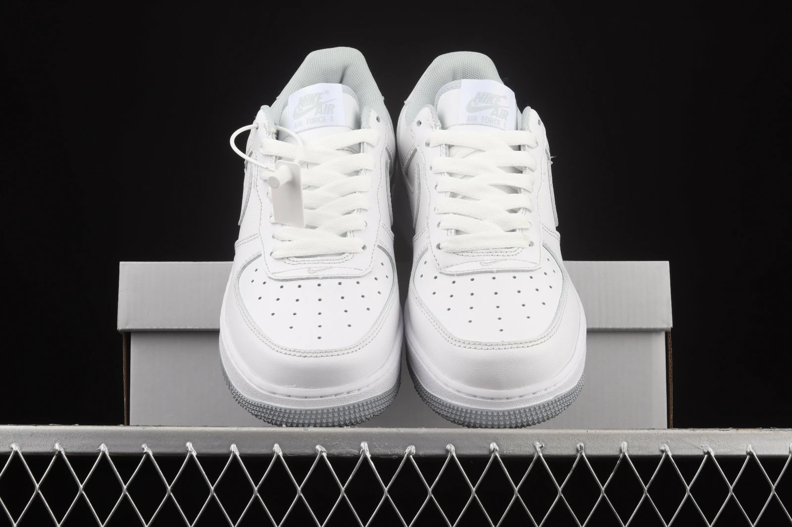 Nike Air Force 1 07 Low White Grey Running Shoes DD9931-100 - Image 2
