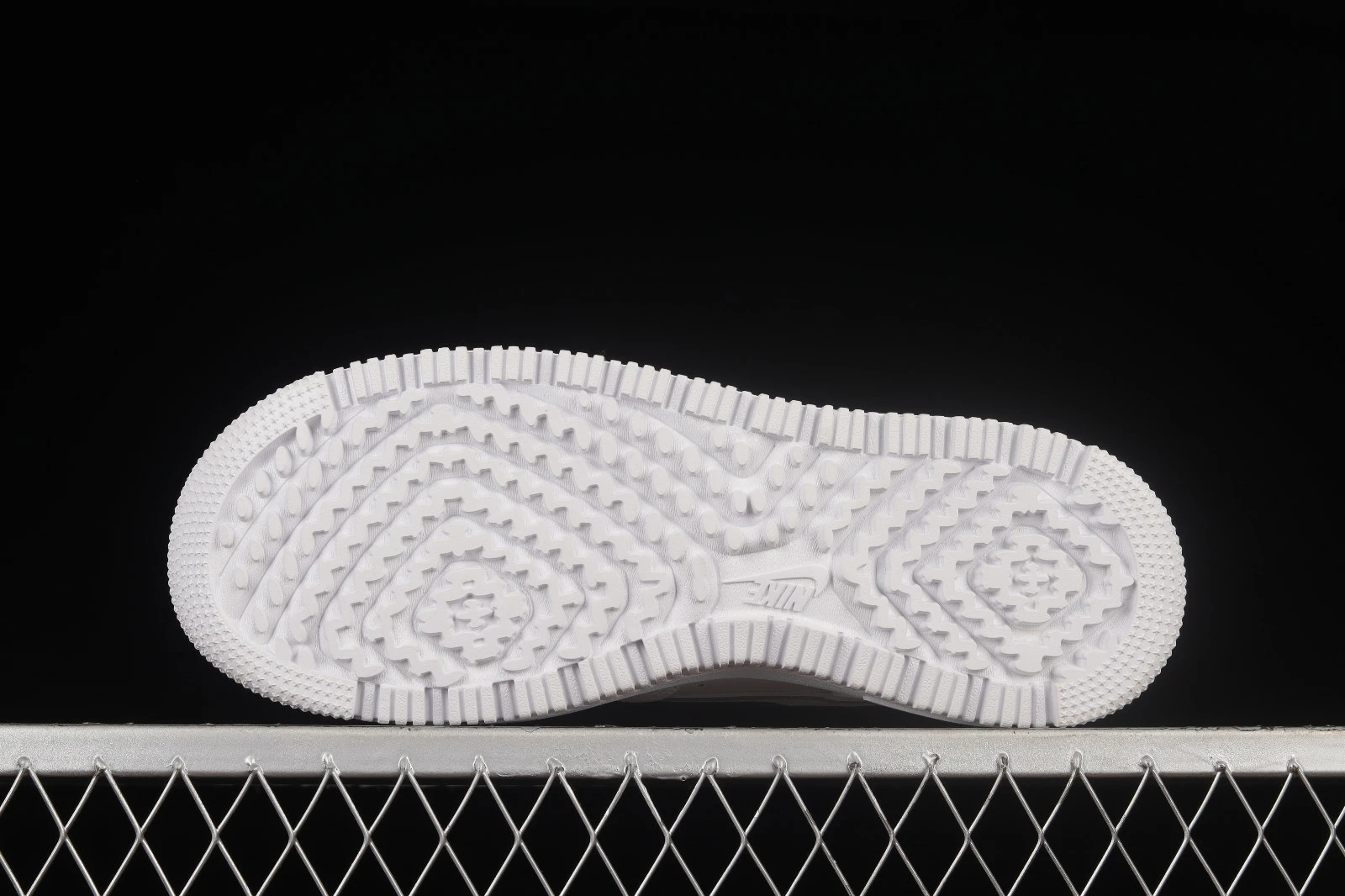 Nike Air Force 1 Luxe Triple White Summit White Shoes DB4109-201 - Image 4