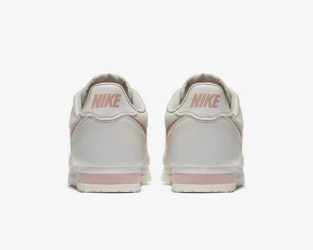 Wmns Nike Classic Cortez Leather Light Bone Gold Particle Pink Summit White 807471-013 - Image 4